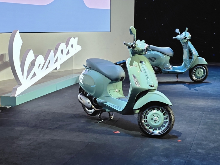 vespa-sprint-125