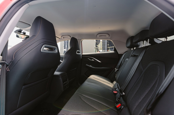 Omoda-C5-Luxury (4)