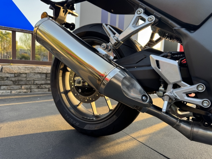 Honda-CB500SF-17
