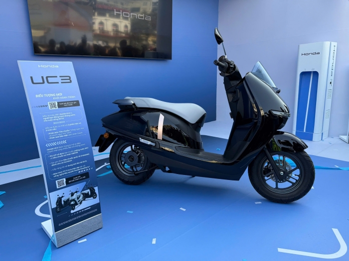 Honda-UC3-1