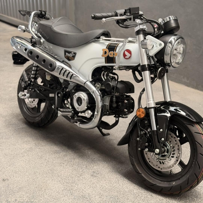 HONDA-DAX-1