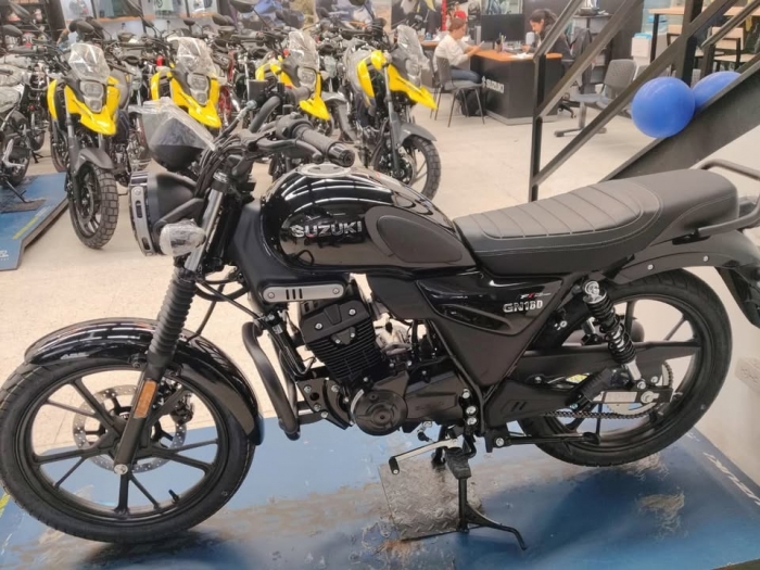Suzuki-GN160-2