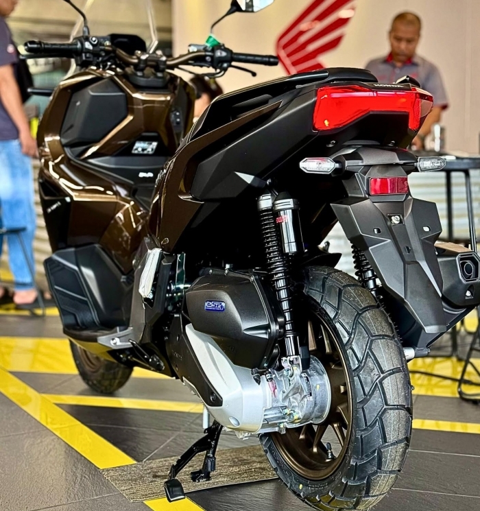 honda-adv-160-1