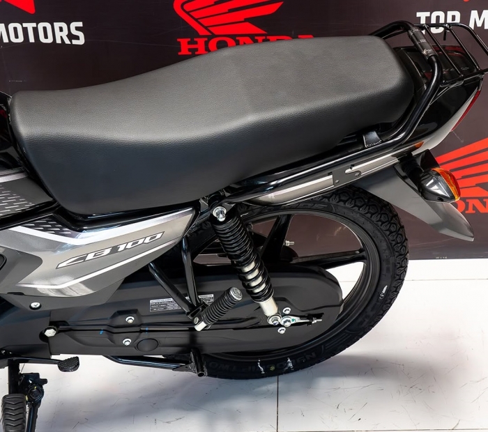 honda-cb100-6