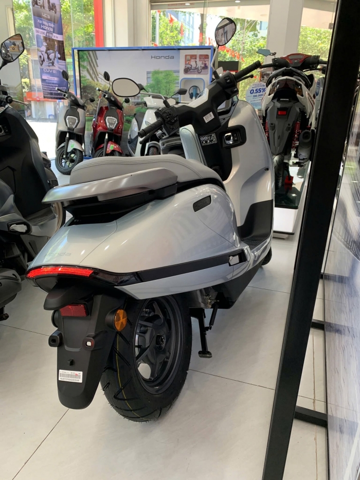 honda-uc3-4
