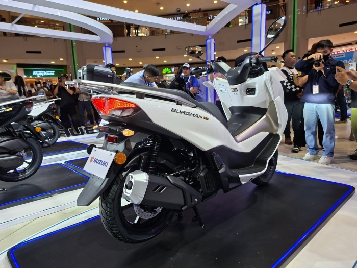 Suzuki-Burgman-15-3