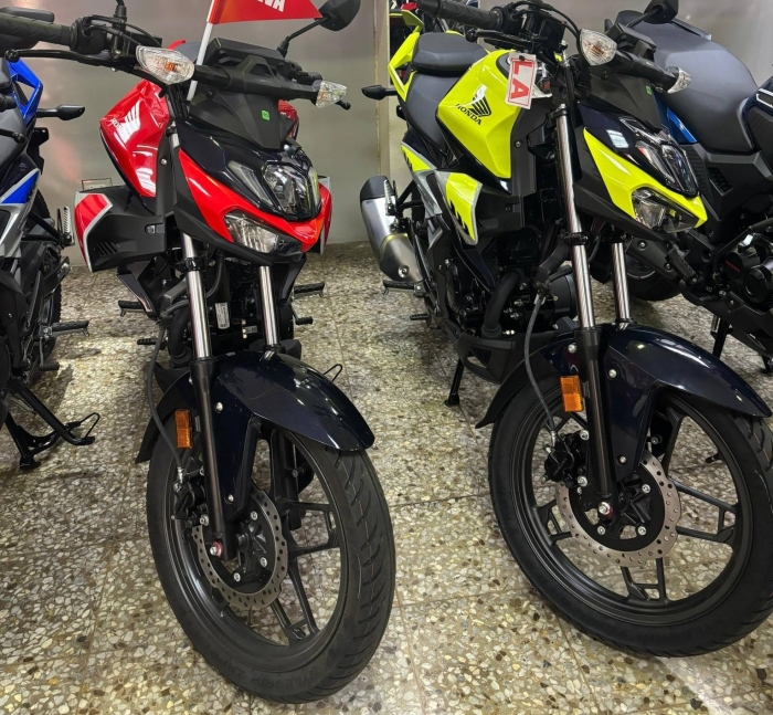 honda-cb125-hornet-4