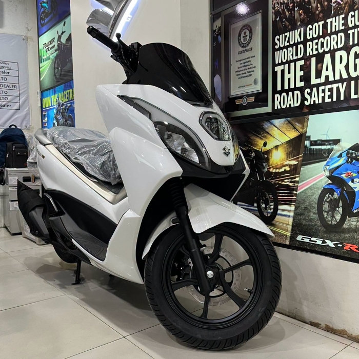 Suzuki-Burgman-15-5