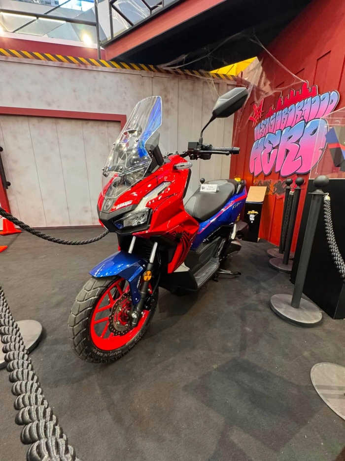 Honda-ADV-160-11