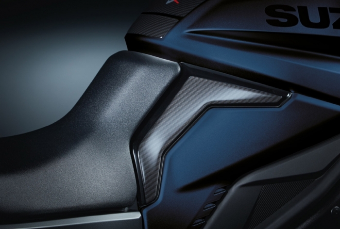 suzuki_katana_akrapovic_3
