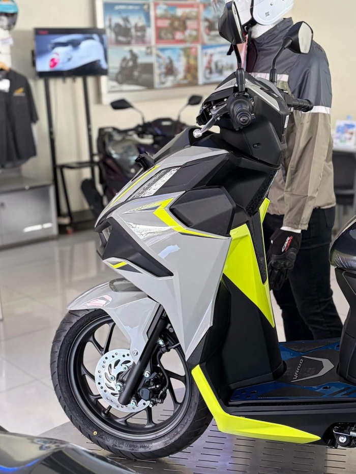 Honda-Vario-Evo-160-5