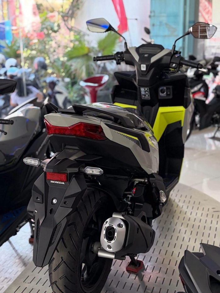 Honda-Vario-Evo-160-6