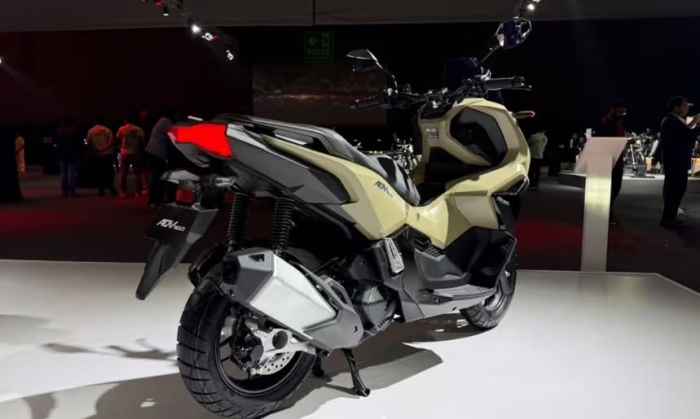 Honda-ADV-160-3