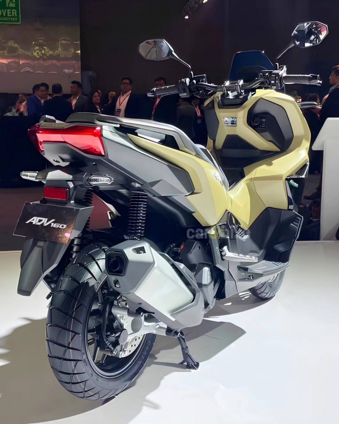 Honda-ADV-160-4