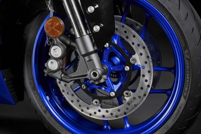 Yamaha-R7-8