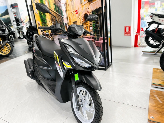 Honda-Vario-125-2