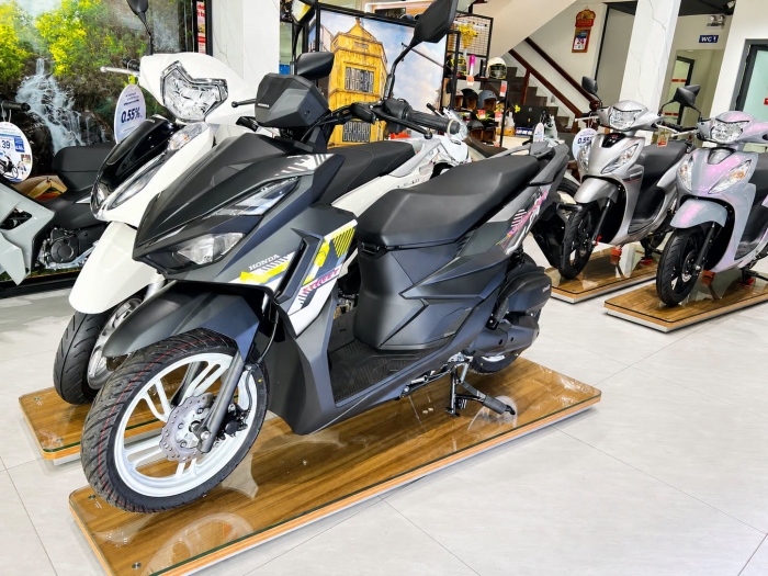 Honda-Vario-125-4