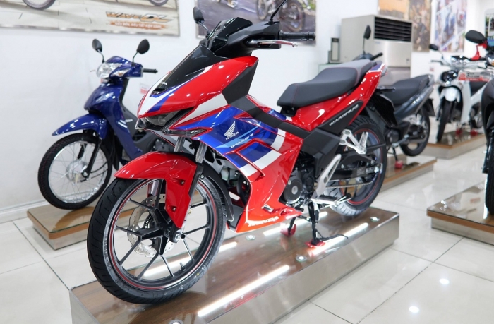 gia-xe-honda-winner-r