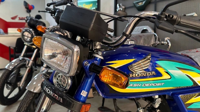 Honda-CD-70-11