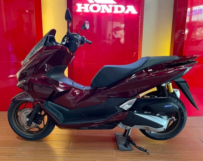 Honda-PCX-160-5