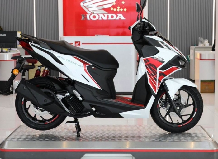 HONDA-CLICK-160-6