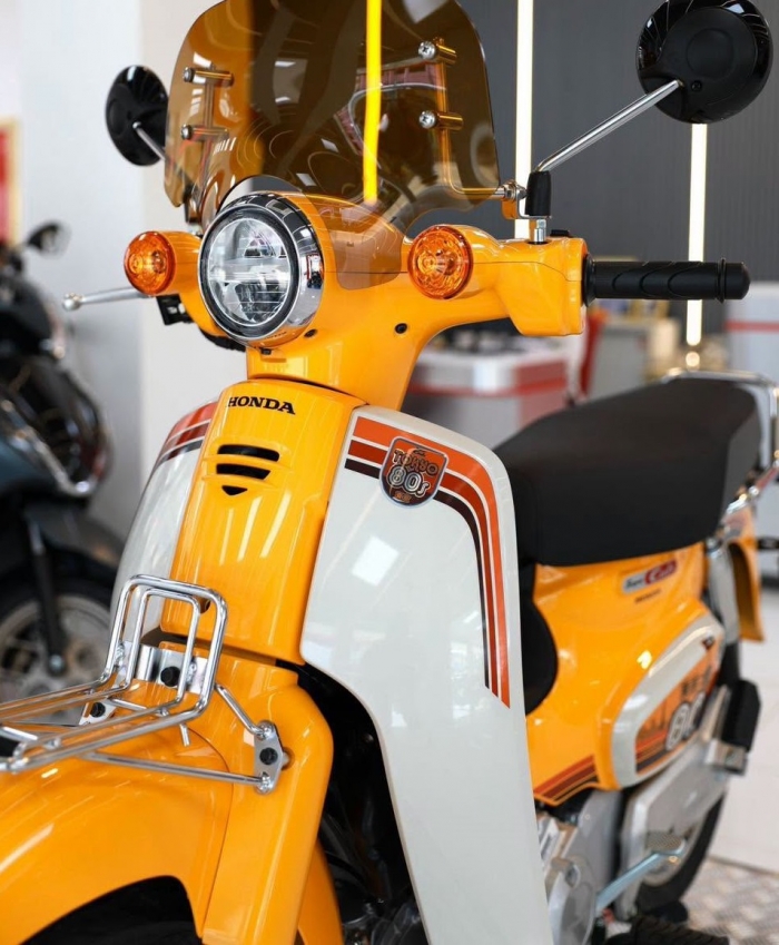 Honda-Super-Cub-110-10