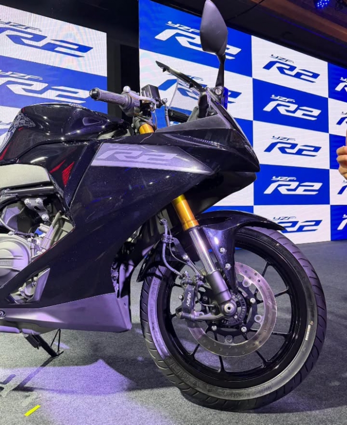 Yamaha-R2-14