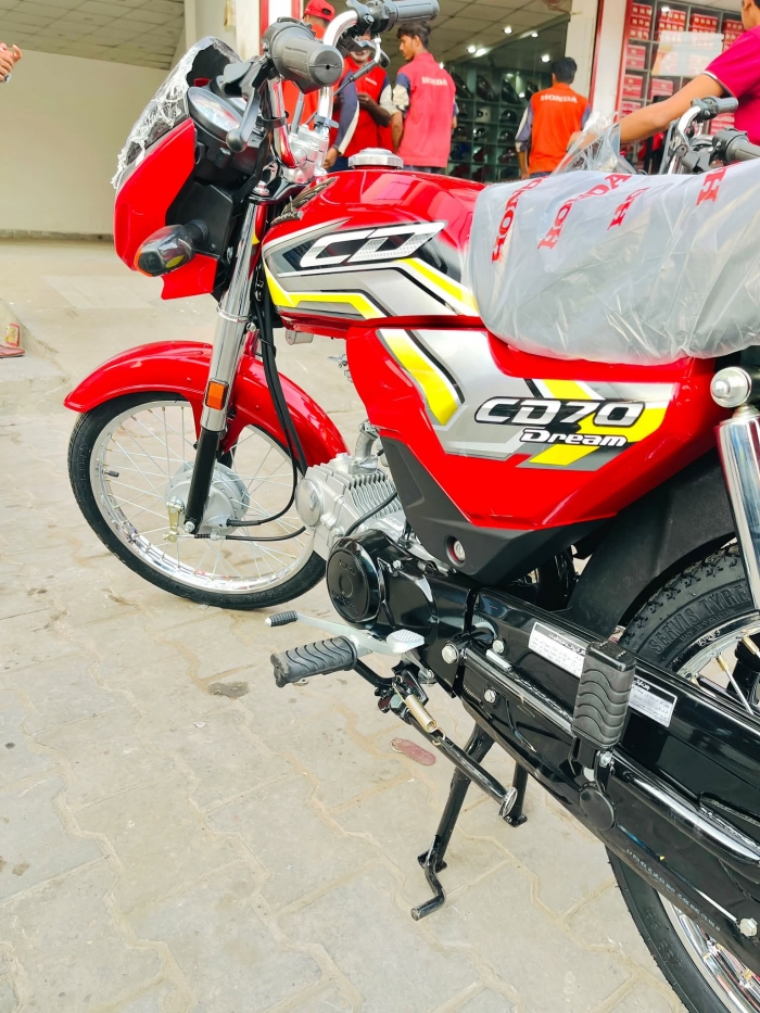 Honda-CD70-Dream