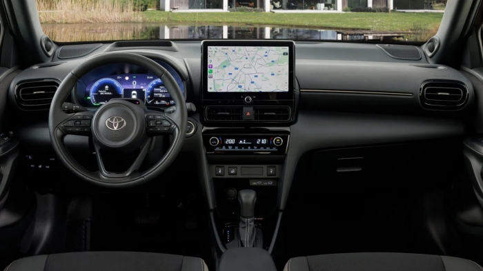 toyota-yaris-cross-8