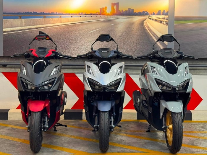 Honda-Vario-160-16