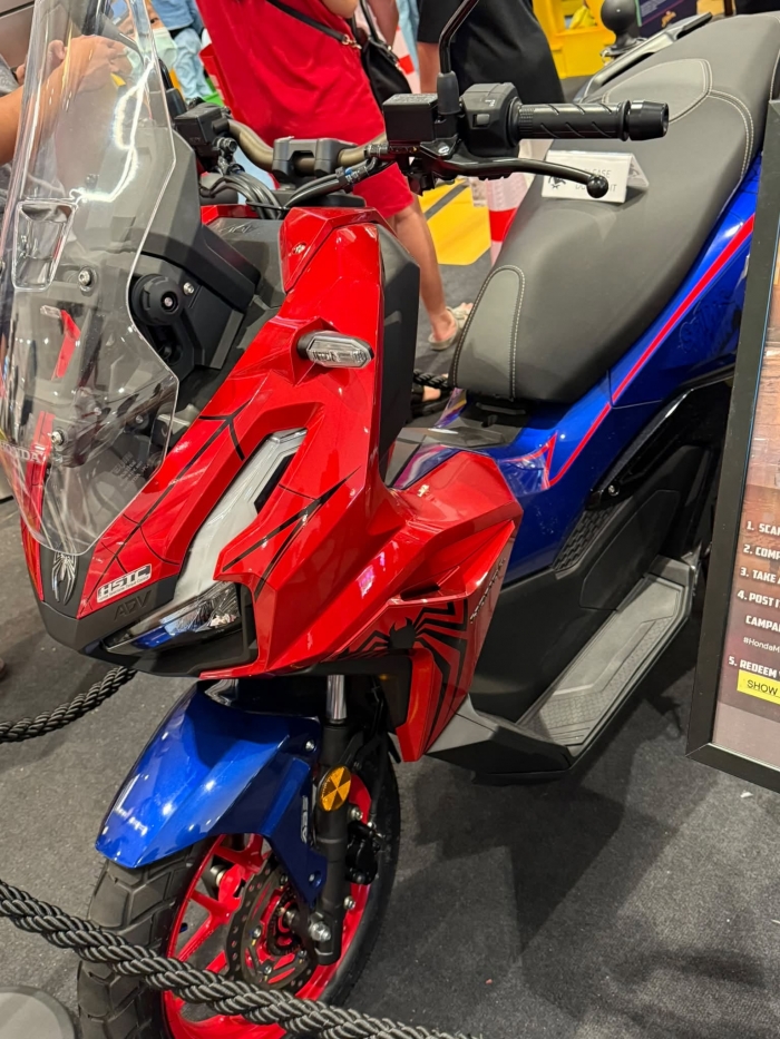 Honda-ADV160-7