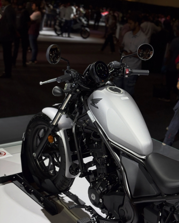 Honda-Rebel-300-1