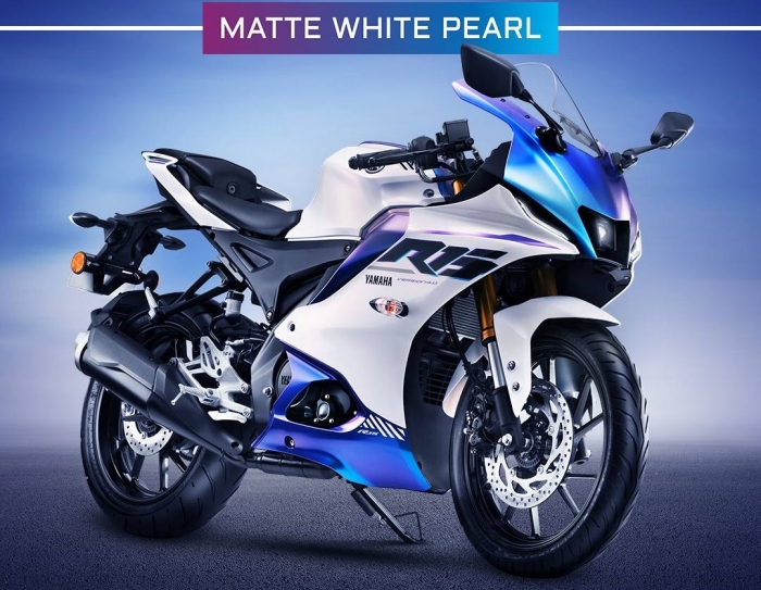 yamaha-r15