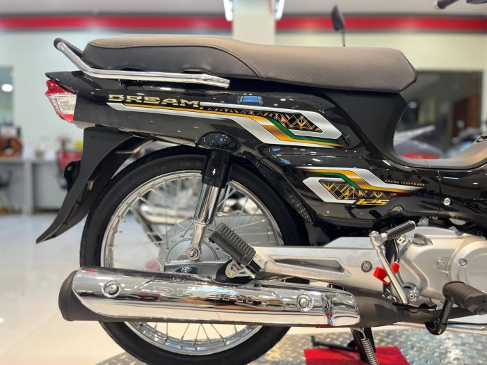 honda-dream-125-5