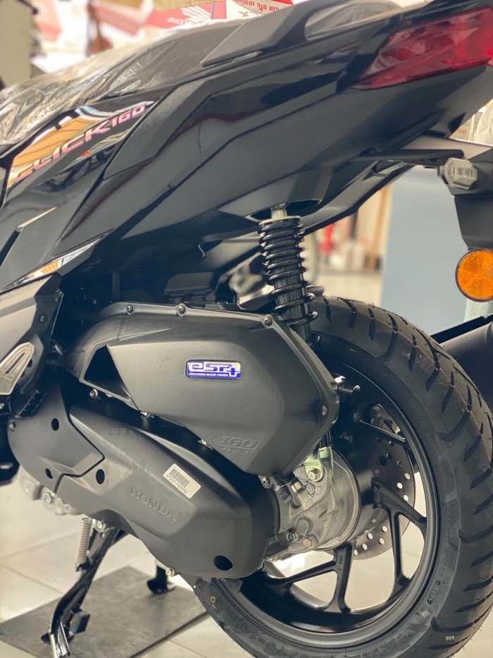 HONDA-CLICK-160-4