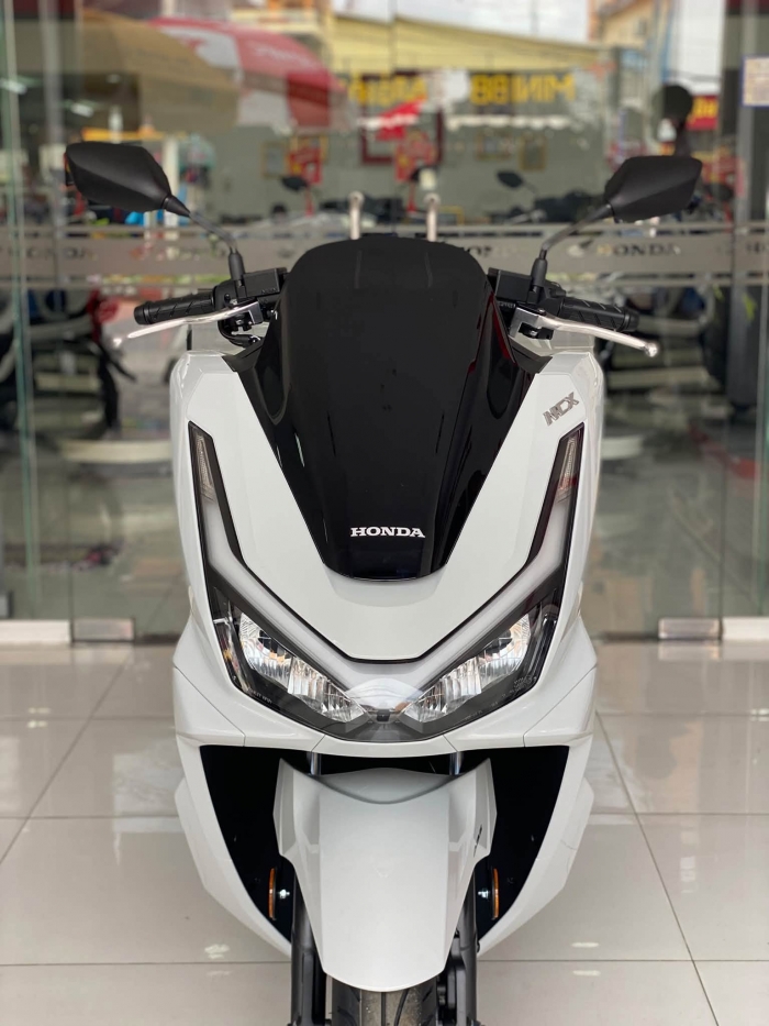 Honda-PCX-160-6