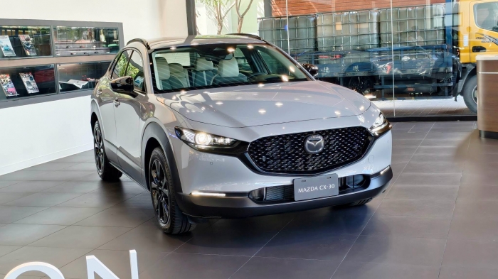 Mazda-CX30-10