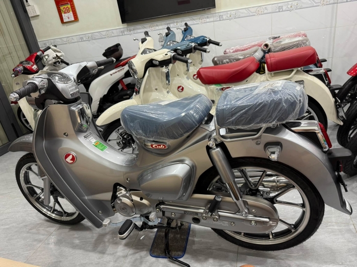HONDA-SUPER-CUB-C125-2