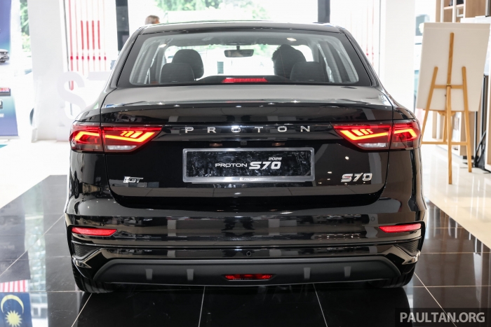 sedan-hang-b-4
