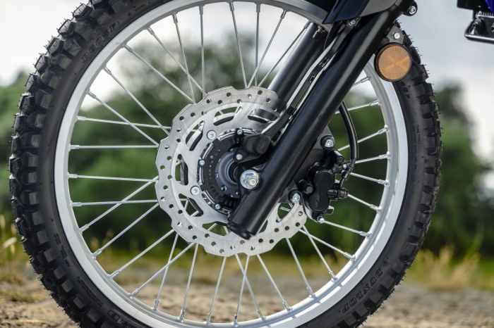 2027-yamaha-wr125r-9