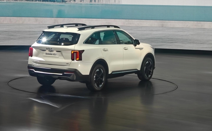 Kia-Sorento-5