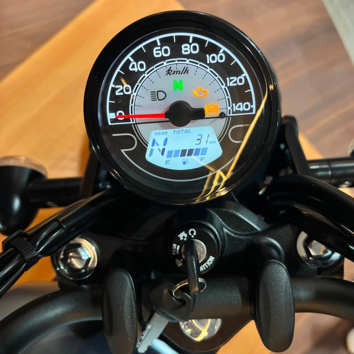 Suzuki-GN160-3