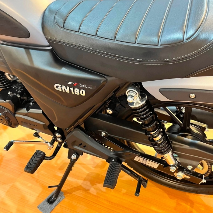 Suzuki-GN160-4