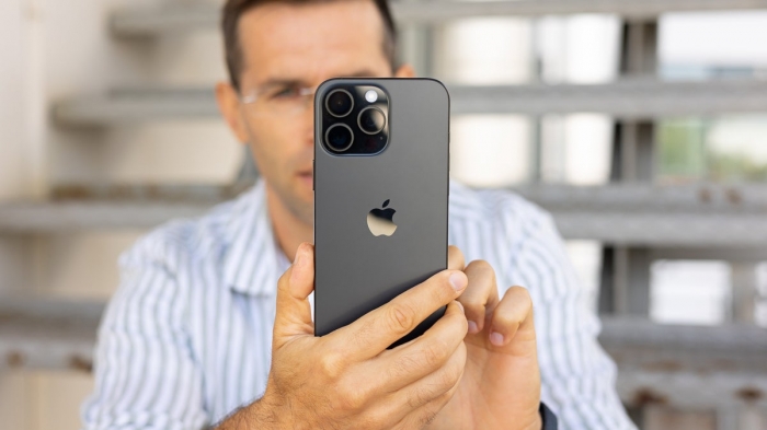 iPhone-16-Pro-Max
