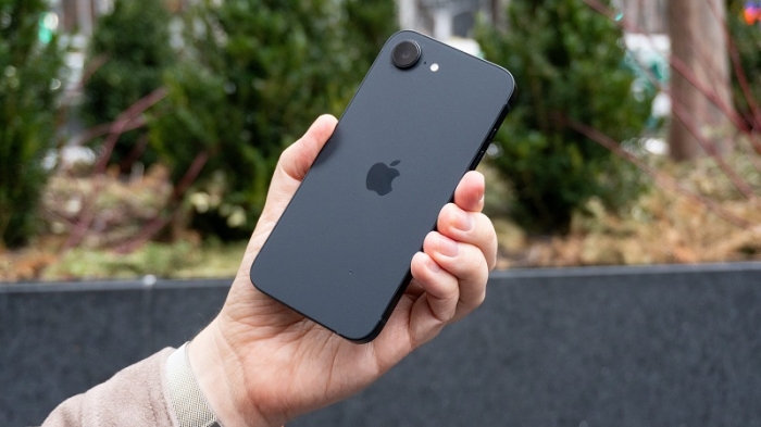 iphone-16e-cu