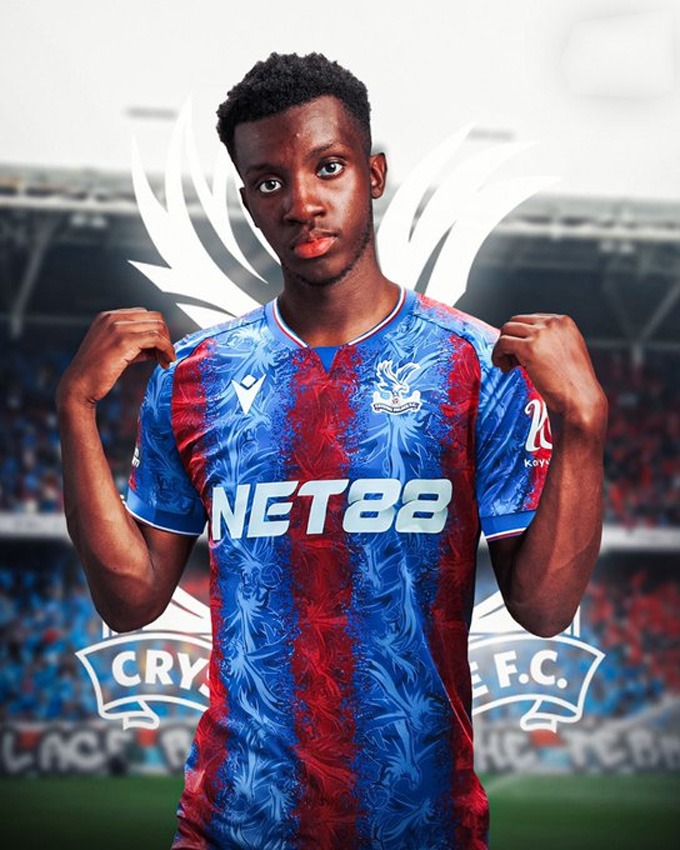 Eddie Nketiah cập bến Crystal Palace