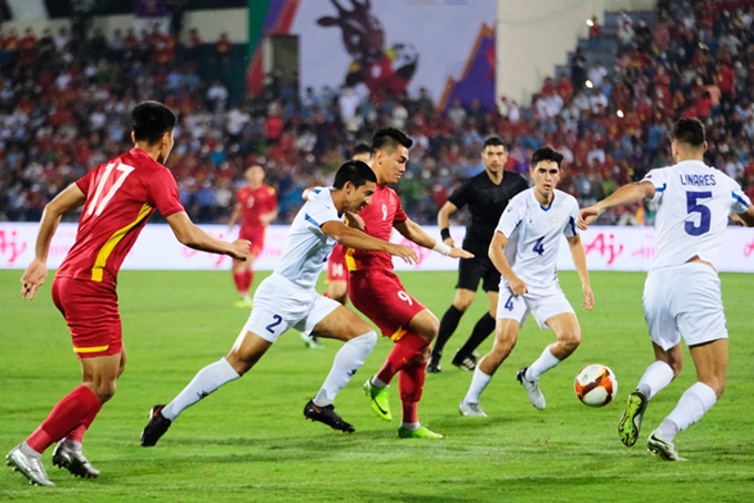 Báo chí Philippines tung hô ĐT sau trận hòa; bày tỏ sự chê bai về trình độ của U23 Việt Nam