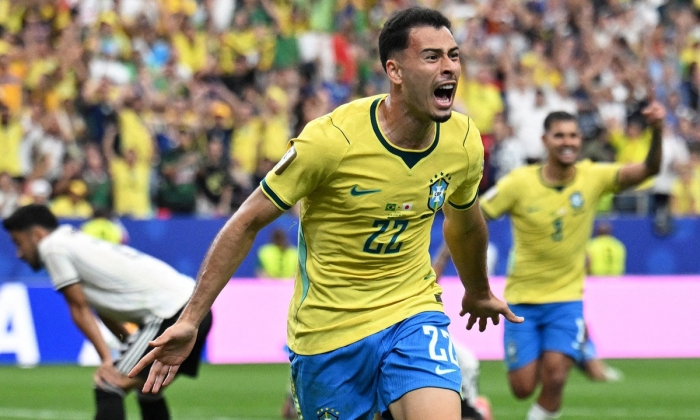 brazil loai nhat ban