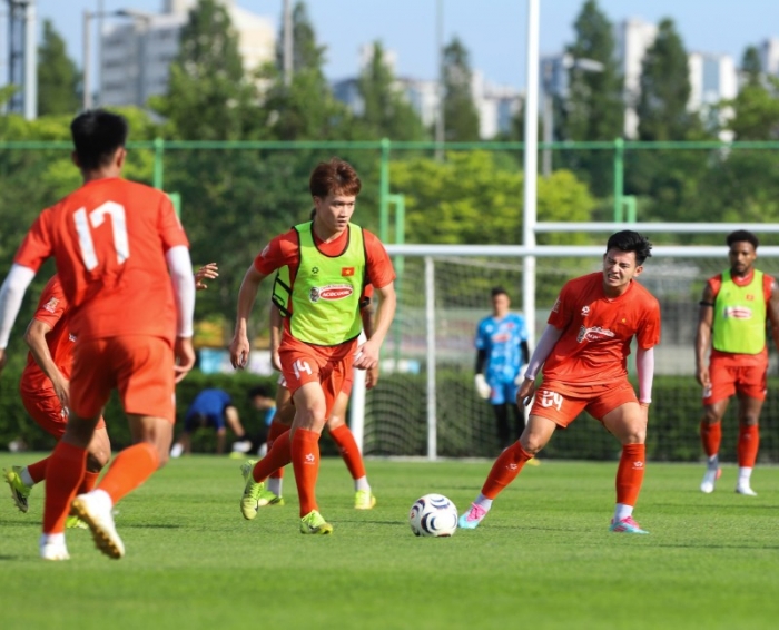 ket qua đt viet nam gangwon fc (3)