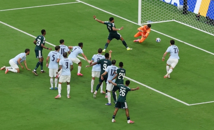 ket qua bong da a rap xe ut vs uruguay (3)